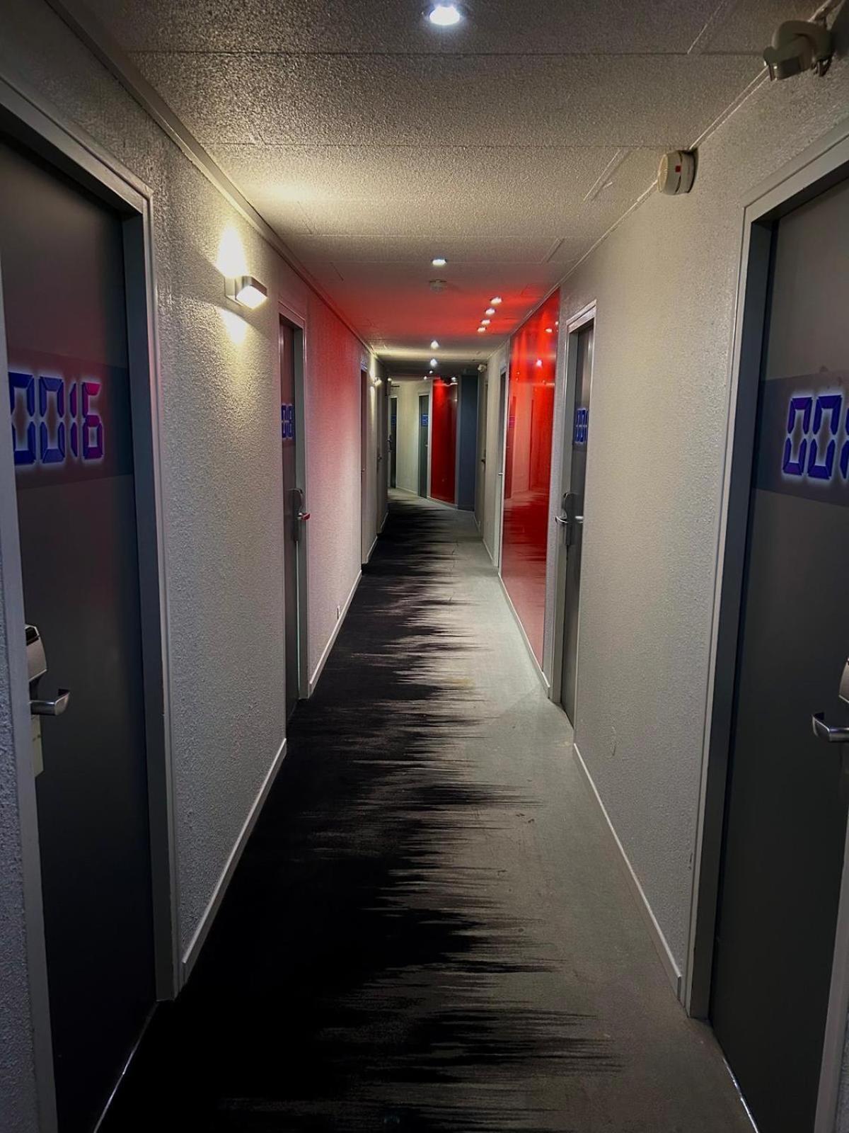 Enzo Hotels Trappes By Kyriad Direct المظهر الخارجي الصورة