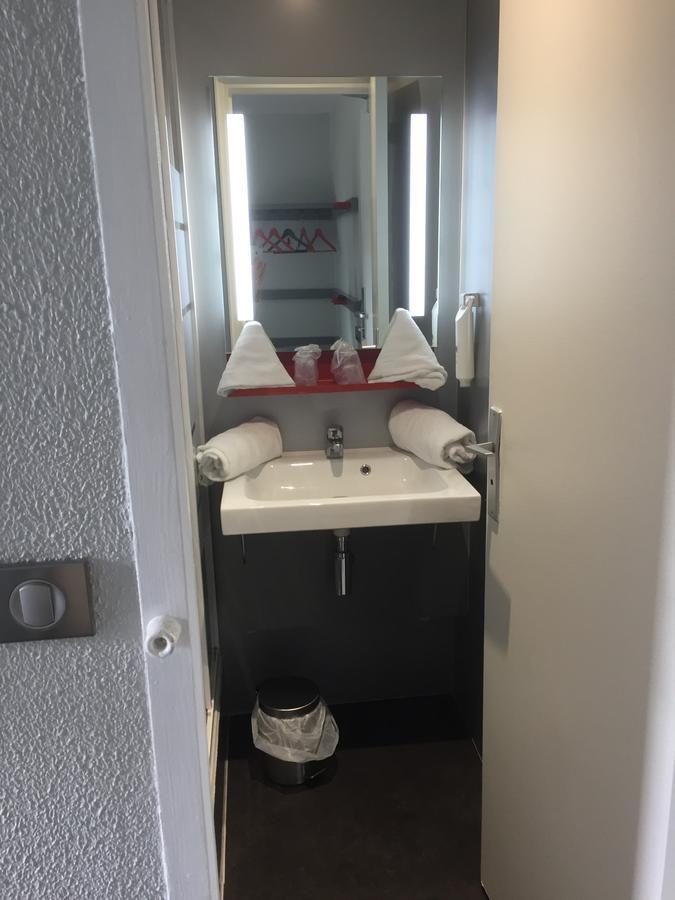 Enzo Hotels Trappes By Kyriad Direct المظهر الخارجي الصورة