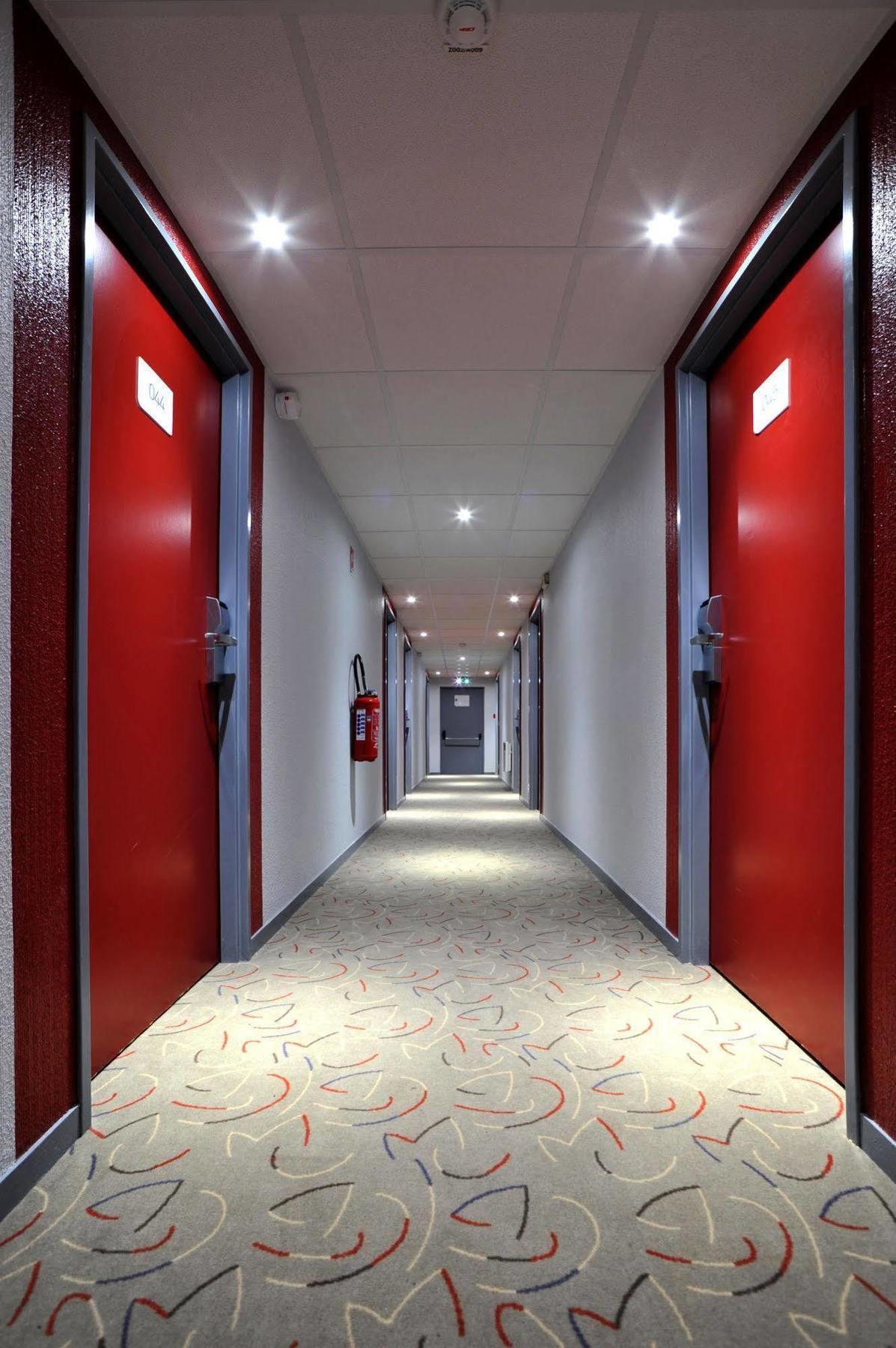 Enzo Hotels Trappes By Kyriad Direct المظهر الخارجي الصورة